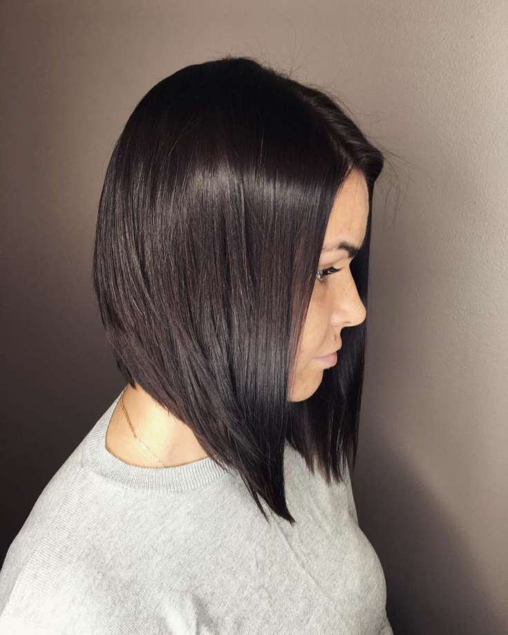 Bob square with elongated front strands