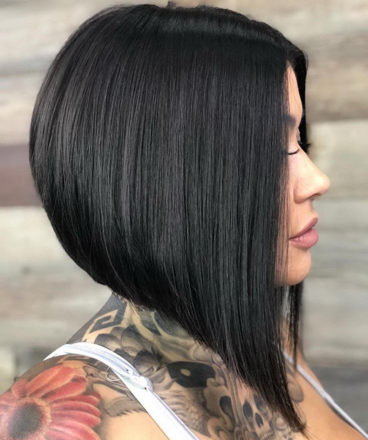 Bob square with elongated front strands