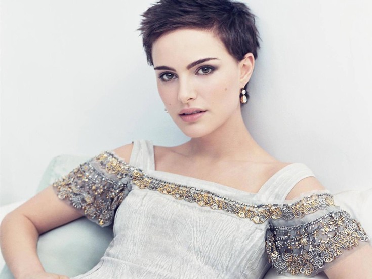 (+195 photos) Pixie haircut for brunettes