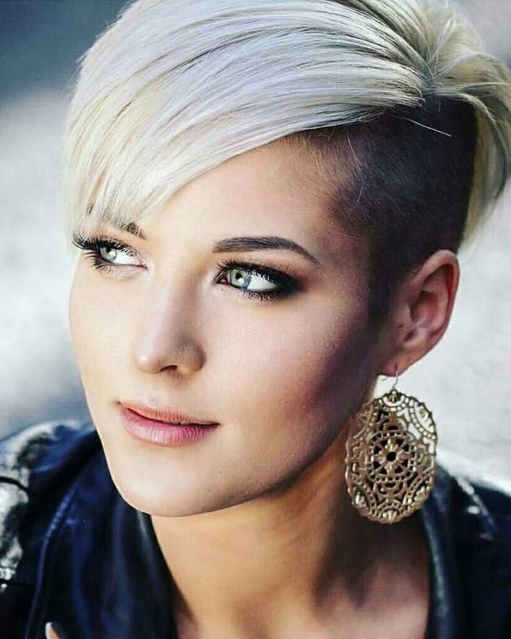 (+210 photos) Pixie haircut for round face