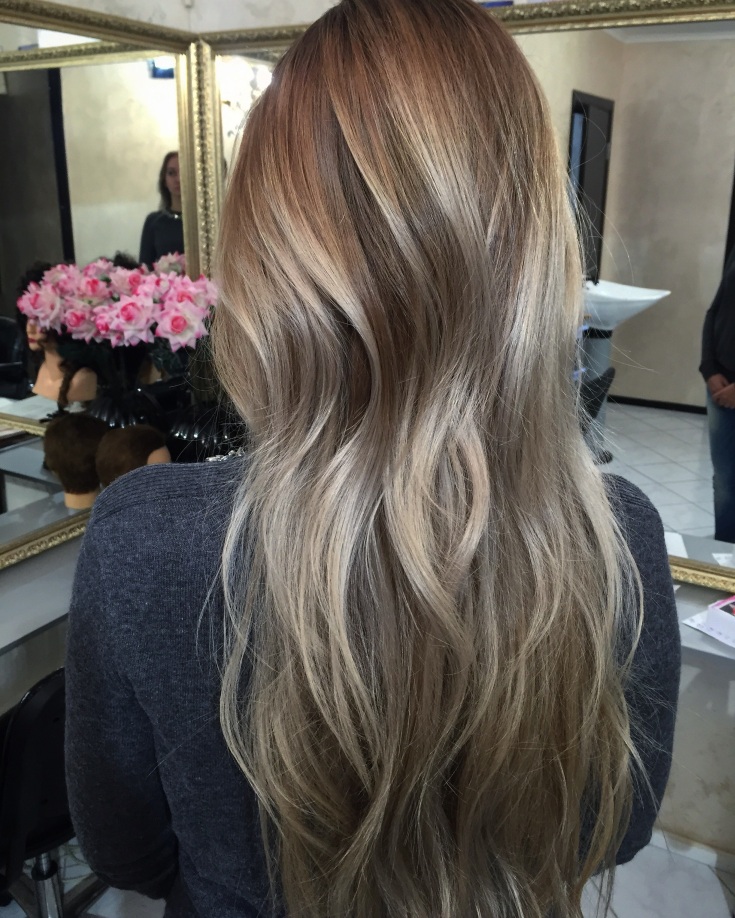 Balayage for long blond hair