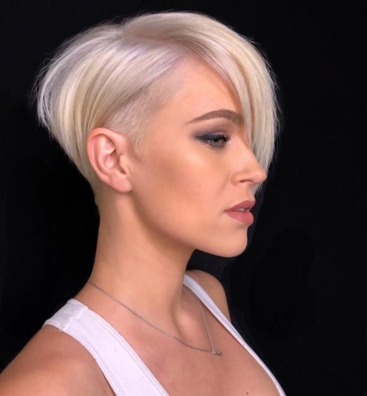 (+210 photos) Pixie haircut for round face