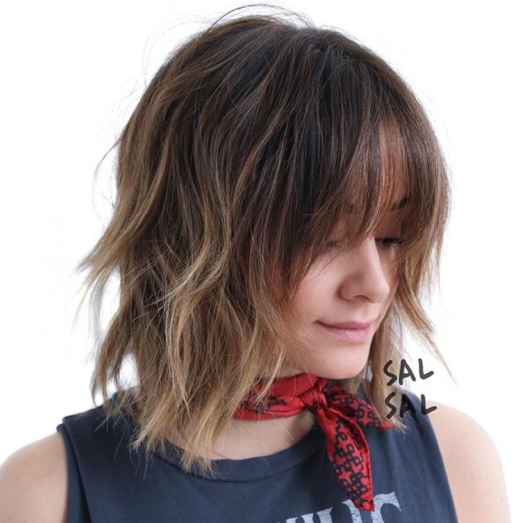 (+165 photos) Women's haircut cascade with bangs