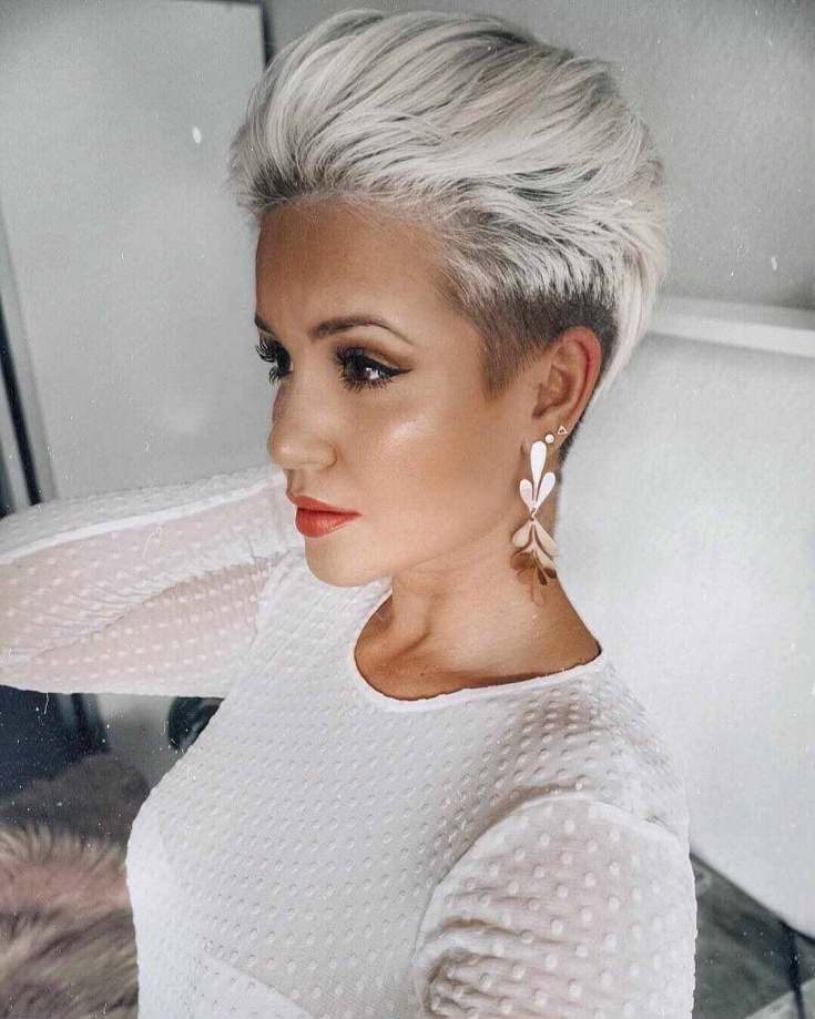 Pixie haircut for blondes