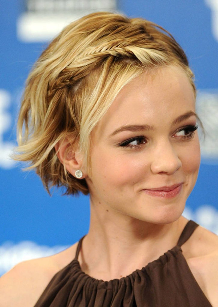 (+210 photos) Pixie haircut for round face