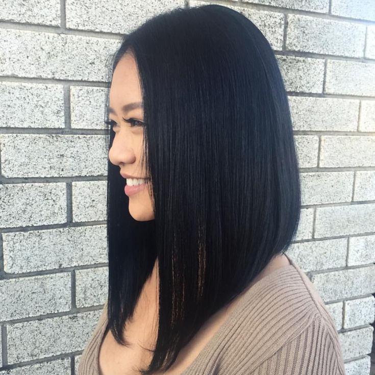 Bob square with elongated front strands