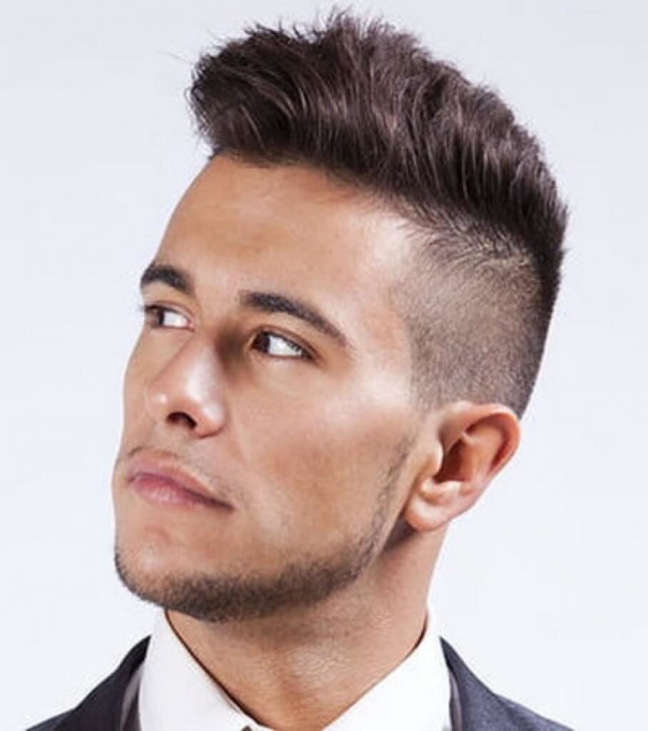 Men's hairstyles for a triangular face