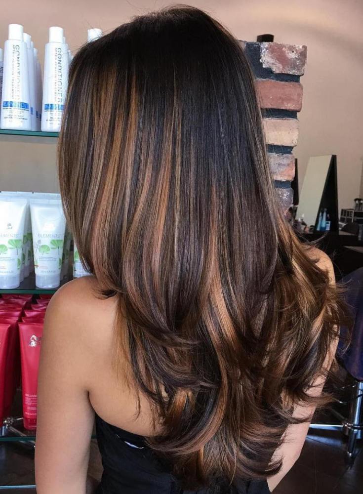 Californian highlights on dark hair