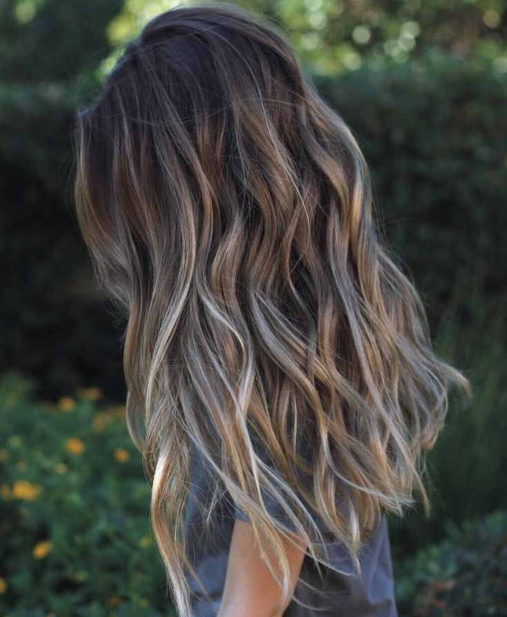 Californian highlights on dark hair