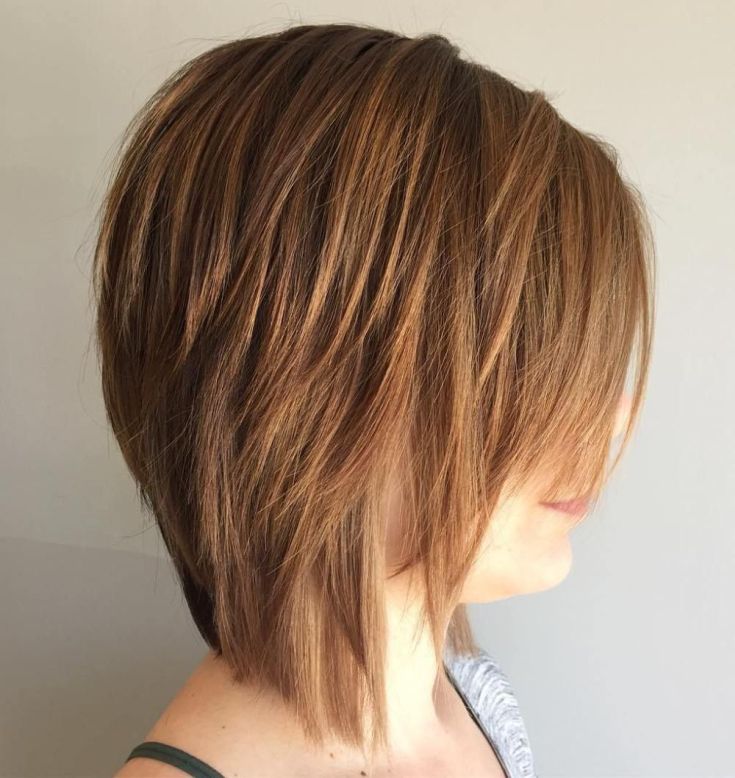 (+135 photos) Graduated cascade for medium hair