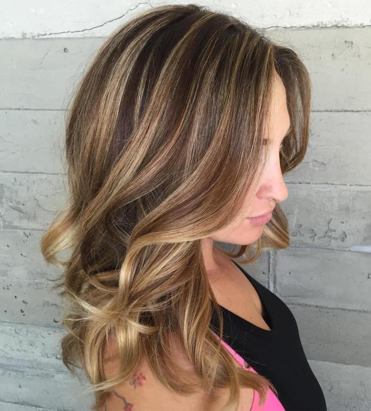 Californian highlights on dark hair