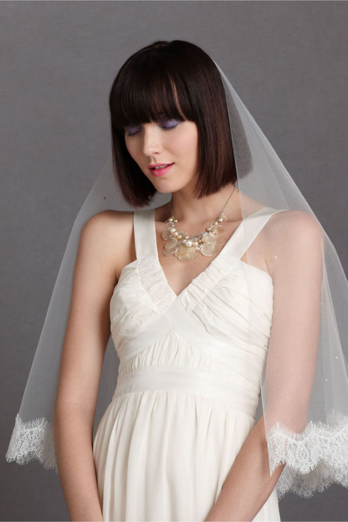 Wedding hairstyles with a veil for short hair