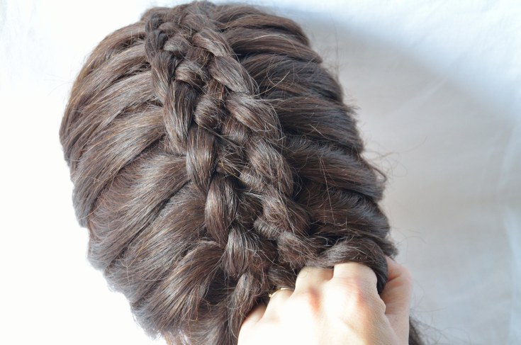 Weaving braids from 5 strands (step-by-step weaving patterns)