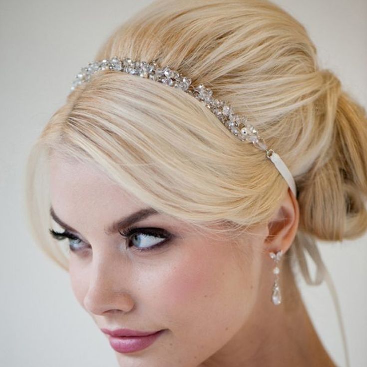 (+210 photos) Wedding hairstyles with bangs