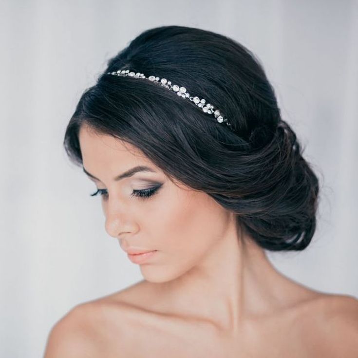 (+210 photos) Wedding hairstyles with bangs