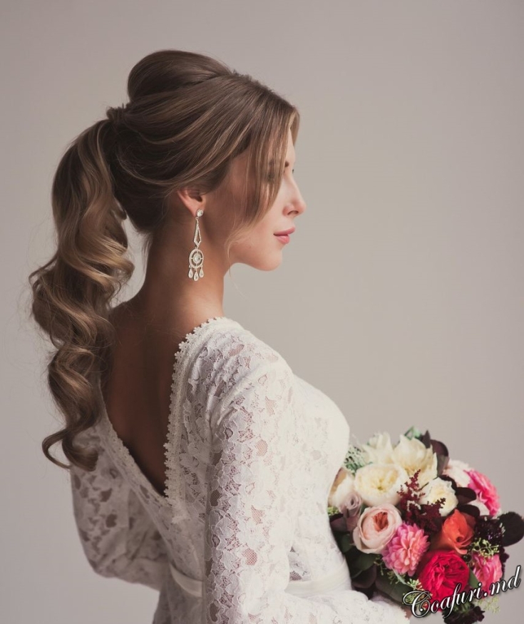 (+210 photos) Wedding hairstyles with bangs