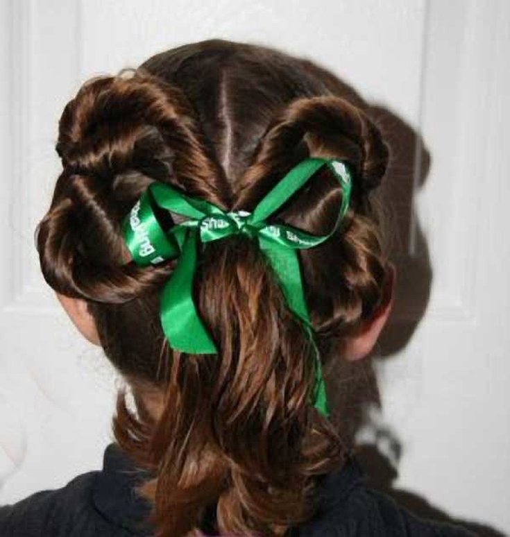 Easy hairstyles for yourself in 5 minutes for medium hair to school