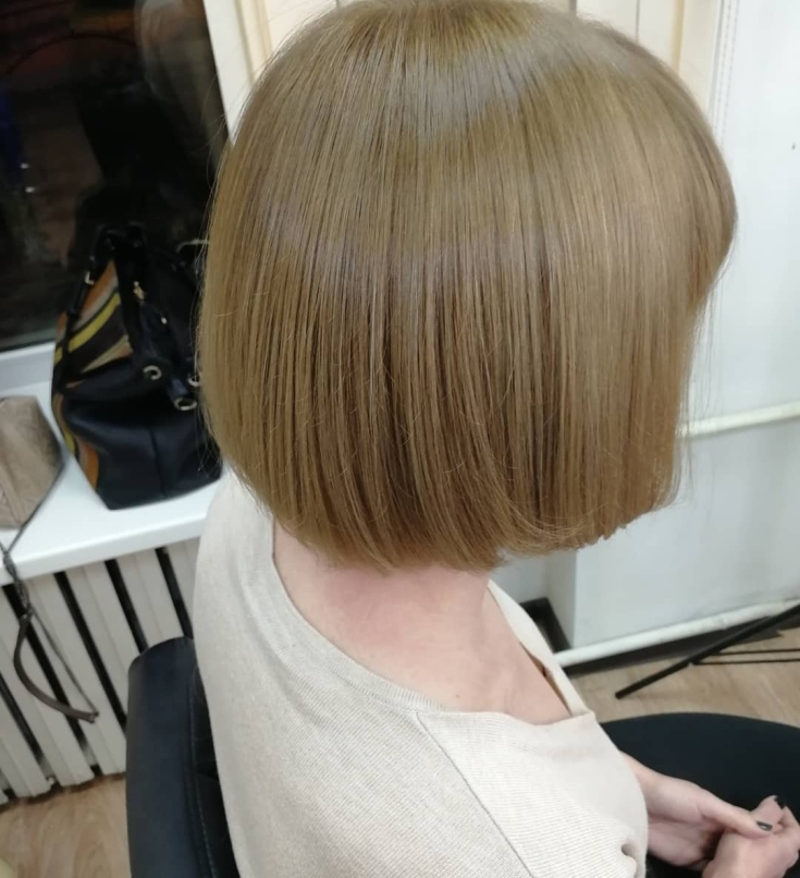 Light brown hair color for short hair