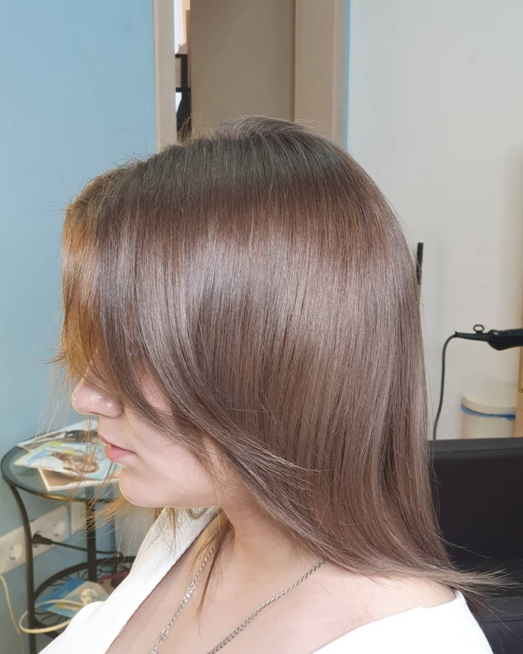 Light brown hair color for short hair