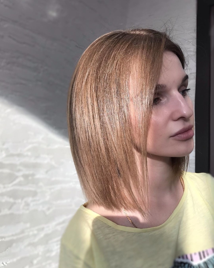 Light brown hair color for short hair