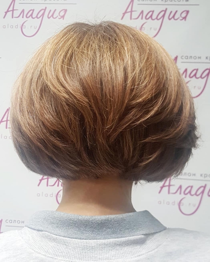 Light brown hair color for short hair