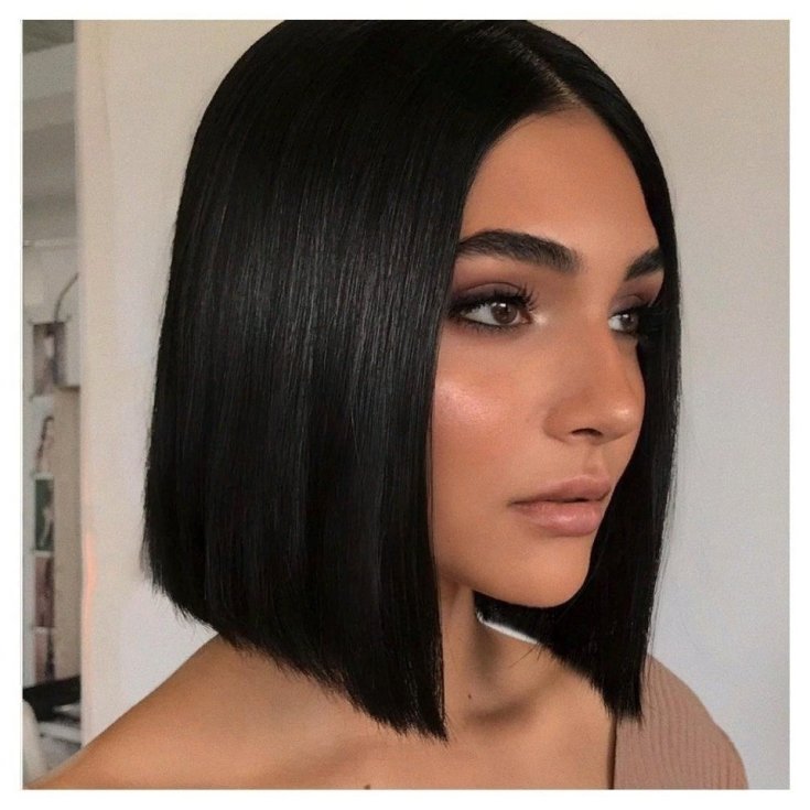 (+180 photos) Black hair color for short hair