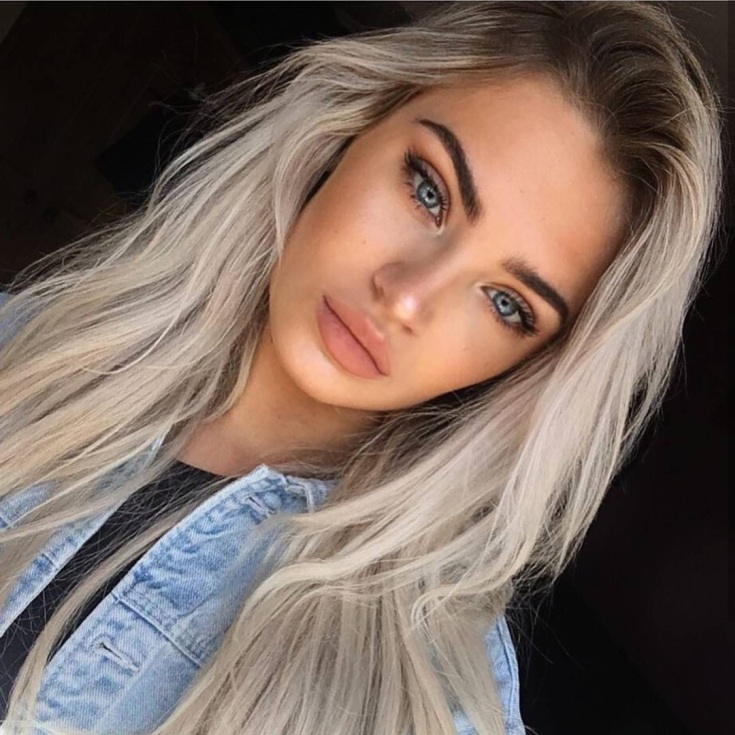 Light hair color for gray eyes