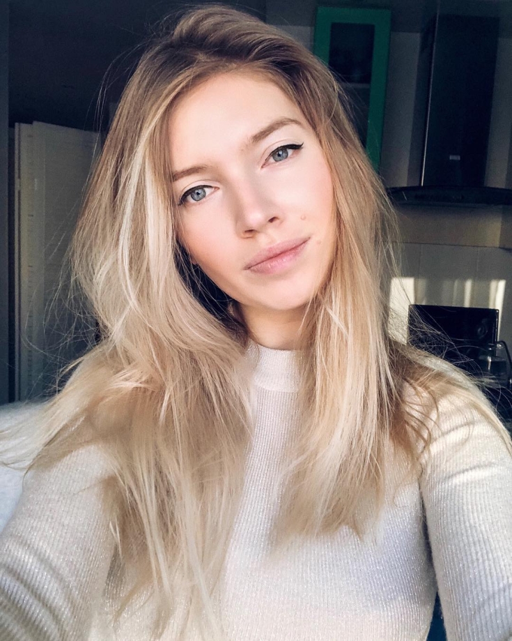 Light hair color for blue eyes