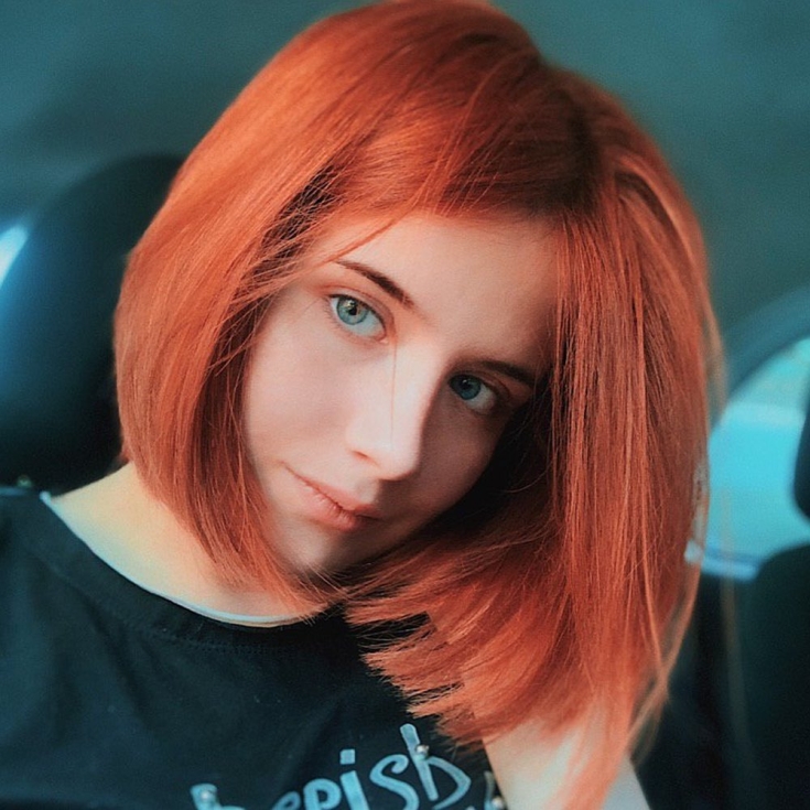 Red hair color for blue eyes