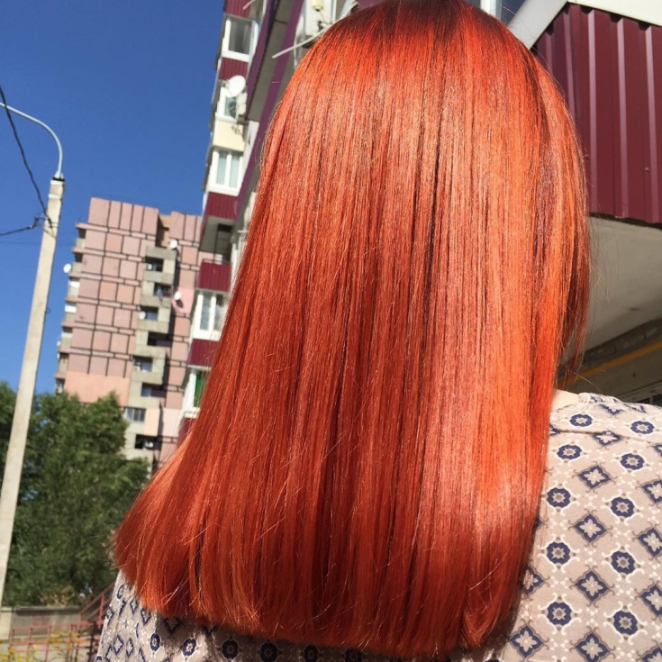 Copper-red hair color