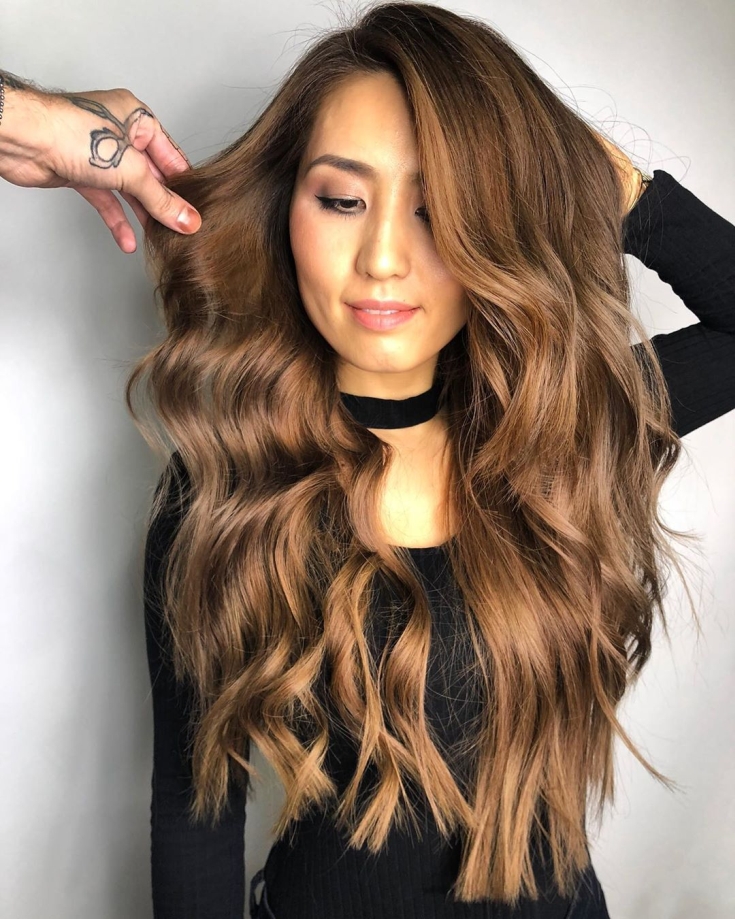 Golden brown hair color