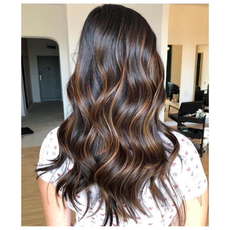 Golden brown hair color