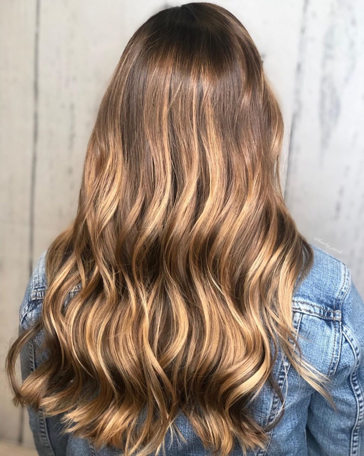 Golden brown hair color