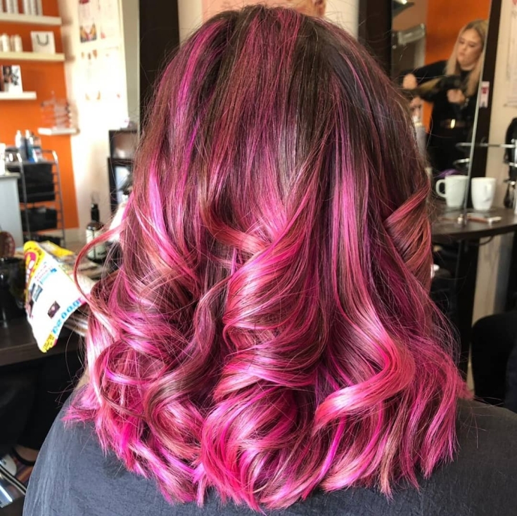 Brown-pink hair color