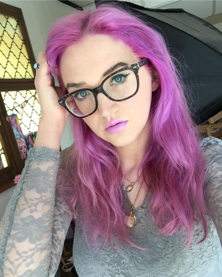 Gray-pink hair color