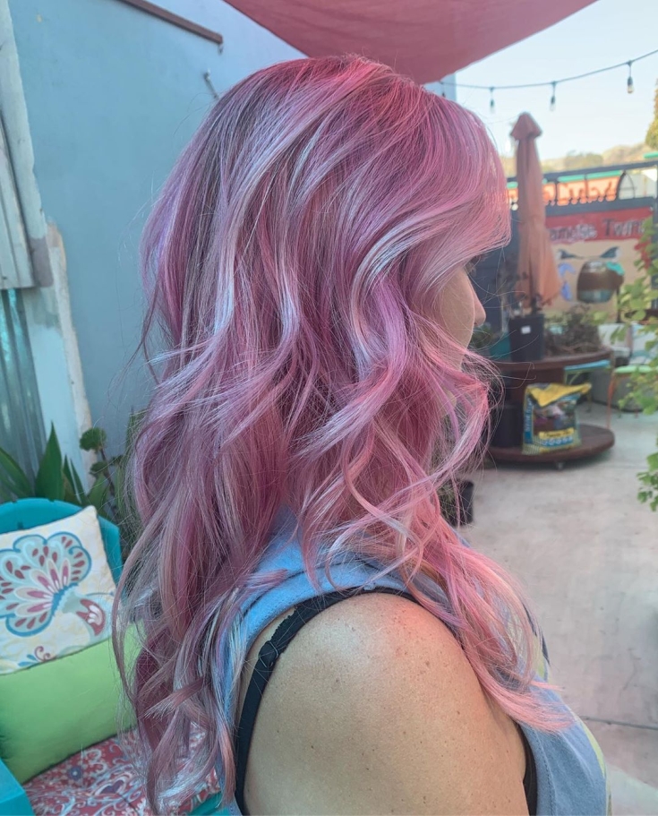 Gray-pink hair color