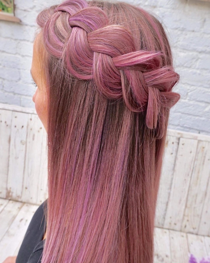 Gray-pink hair color