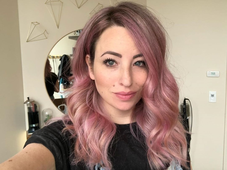 Pearl pink hair color