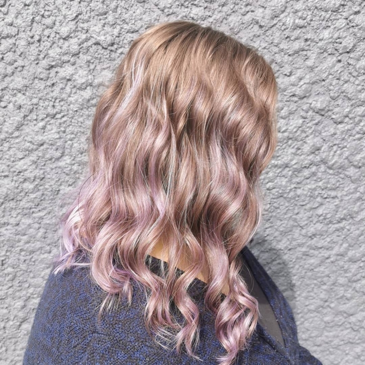 Gray-pink hair color