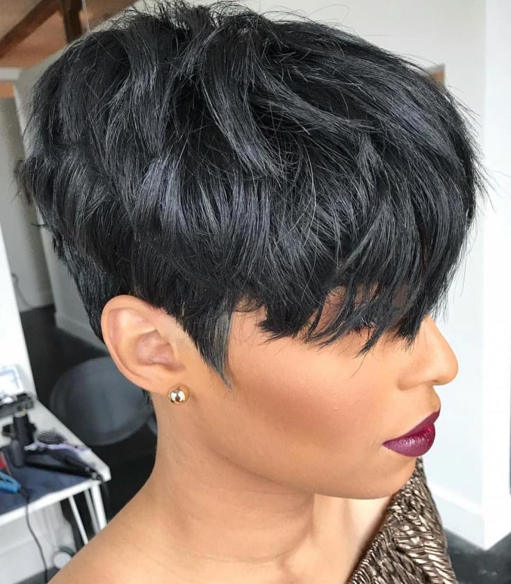 (+180 photos) Black hair color for short hair