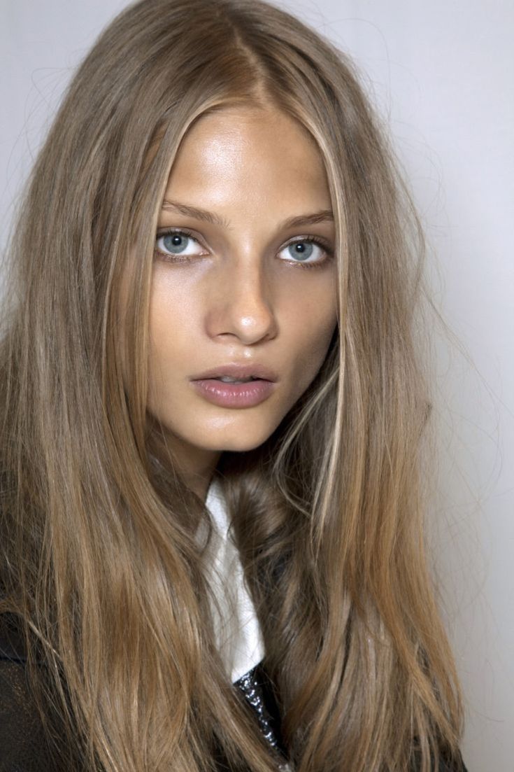 Light hair color for gray eyes