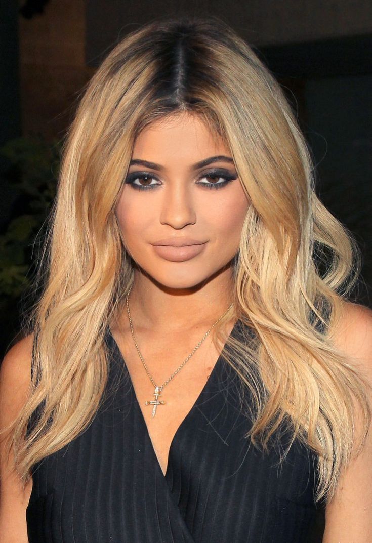 (+150 photo) Light hair color for dark skin