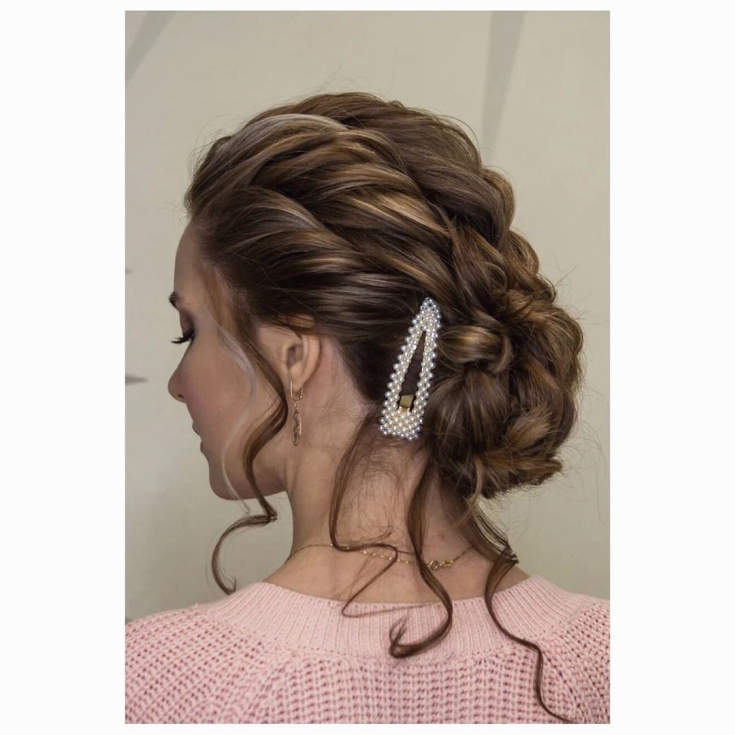 Chic wedding hairstyles for long thick hair