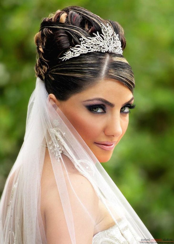 (+240 photos) Wedding hairstyles for long hair with a veil