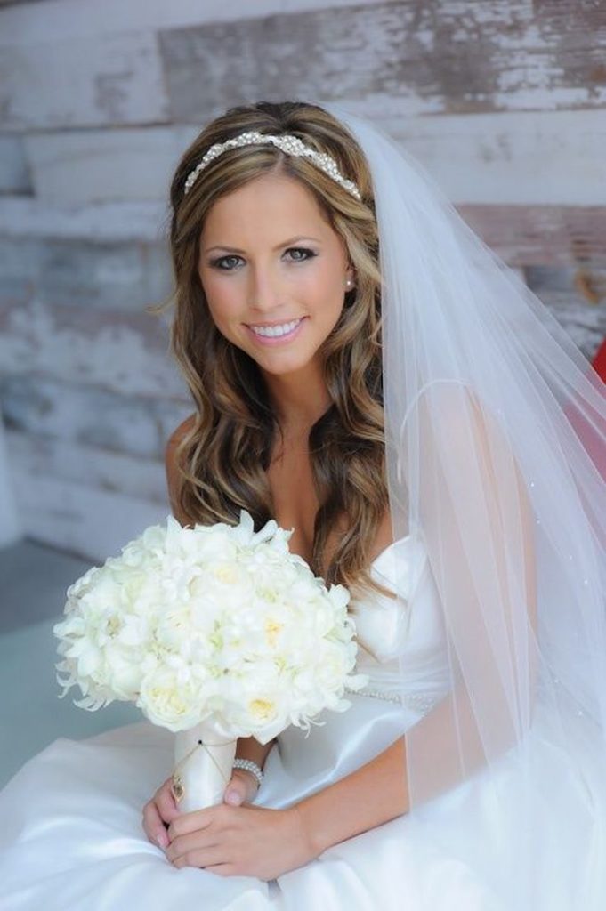 (+240 photos) Wedding hairstyles for long hair with a veil