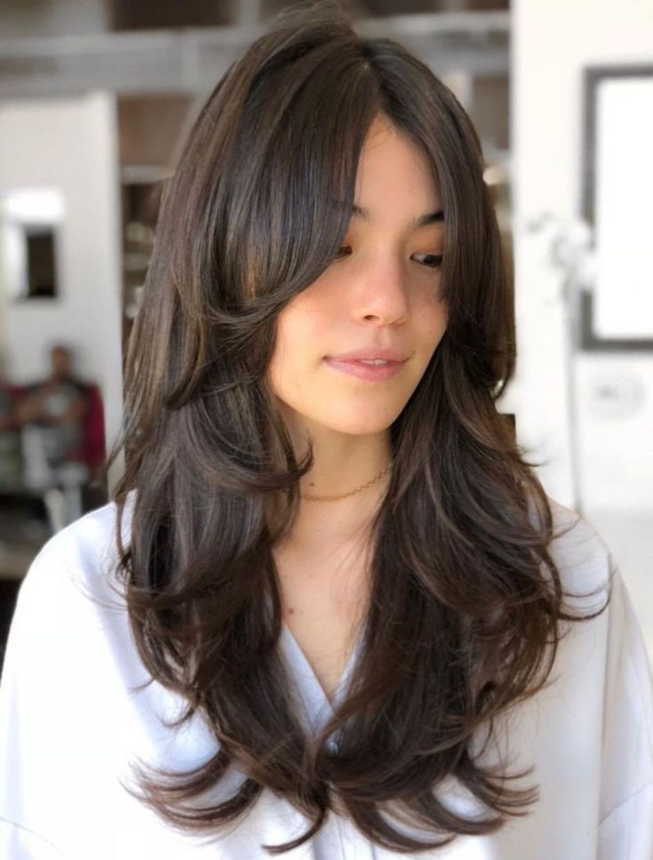 Haircut cascade for long hair