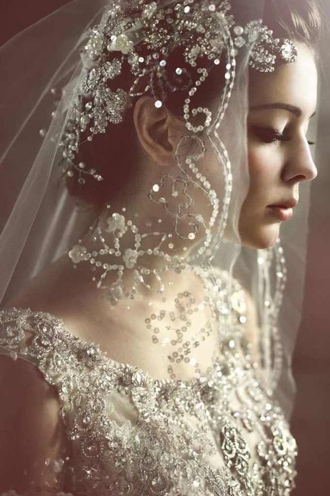 (+240 photos) Wedding hairstyles for long hair with a veil