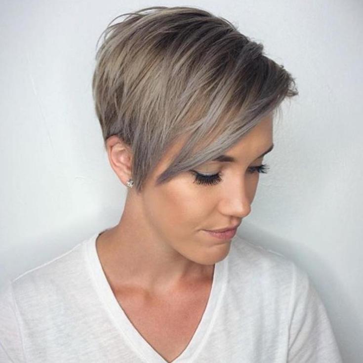 (+125 photos) Shatush haircut for dark short hair