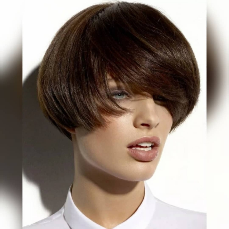 Fashionable and very short haircuts for women