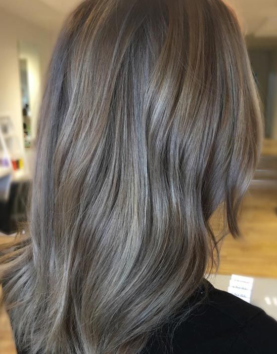 How to dye your hair ash blonde at home